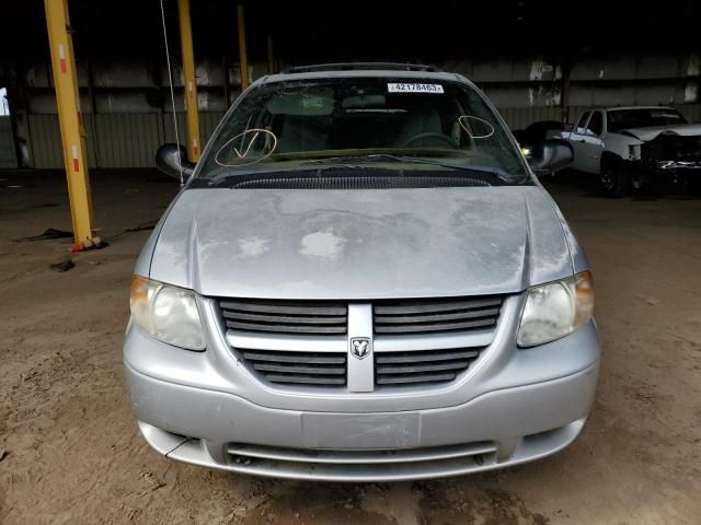 2005 Dodge Grand Caravan SE