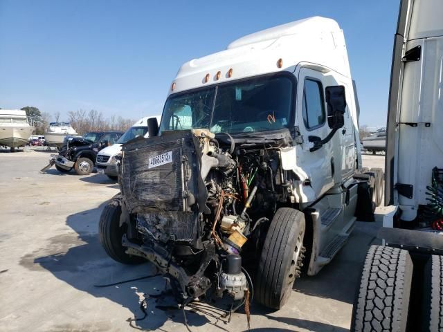 2015 Freightliner Cascadia 125