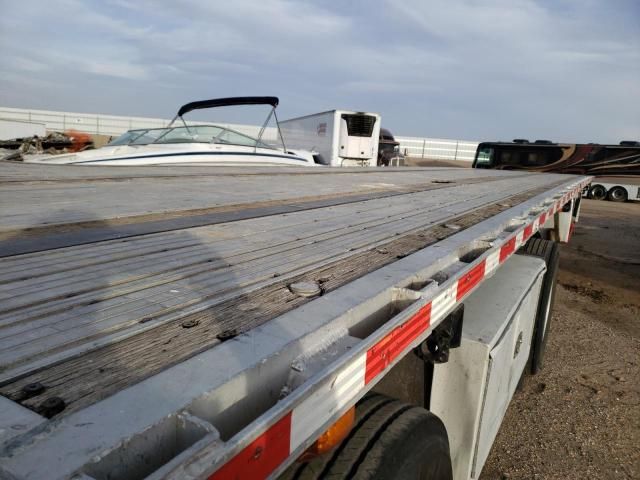 2000 Transcraft Trailer