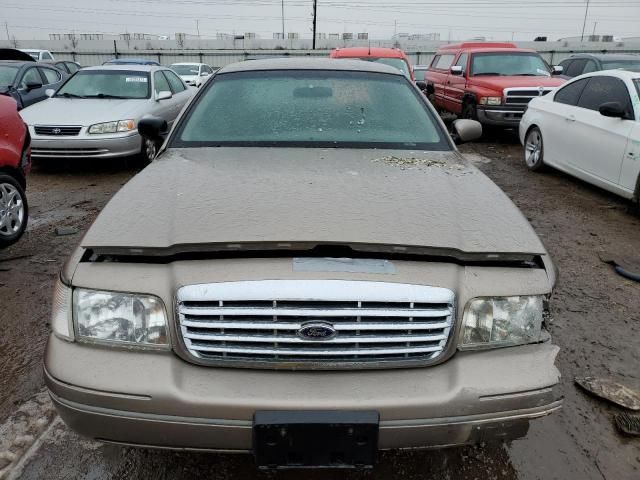 2001 Ford Crown Victoria