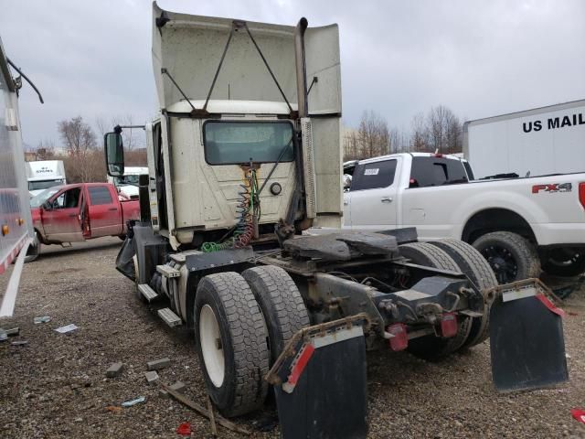 2012 Mack 600 CXU600