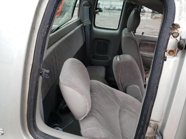 2004 Toyota Tacoma Xtracab