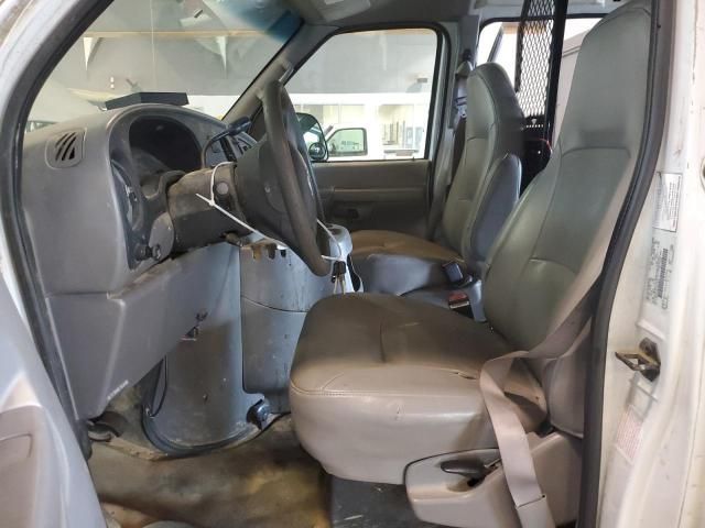 2002 Ford Econoline E150 Van