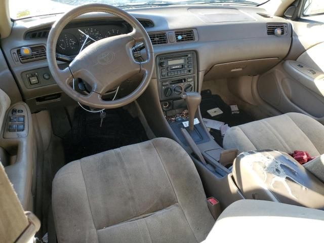 1999 Toyota Camry LE