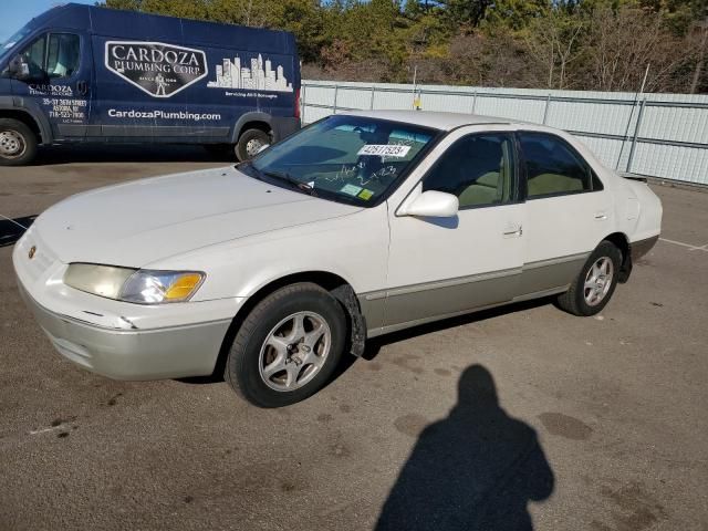 1999 Toyota Camry LE