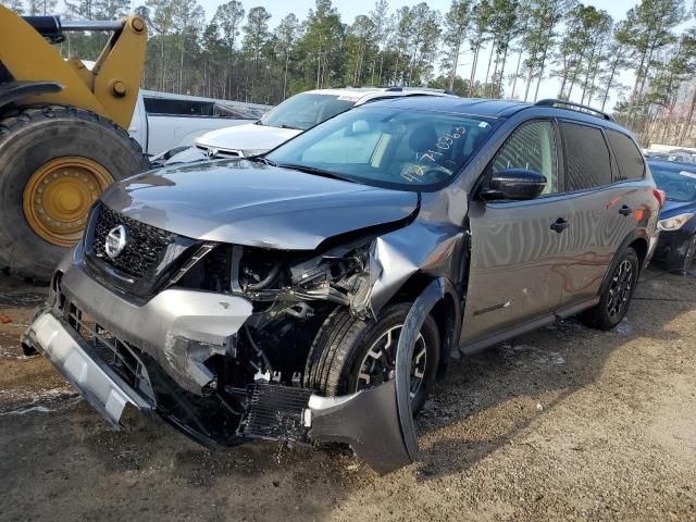 2020 Nissan Pathfinder SV