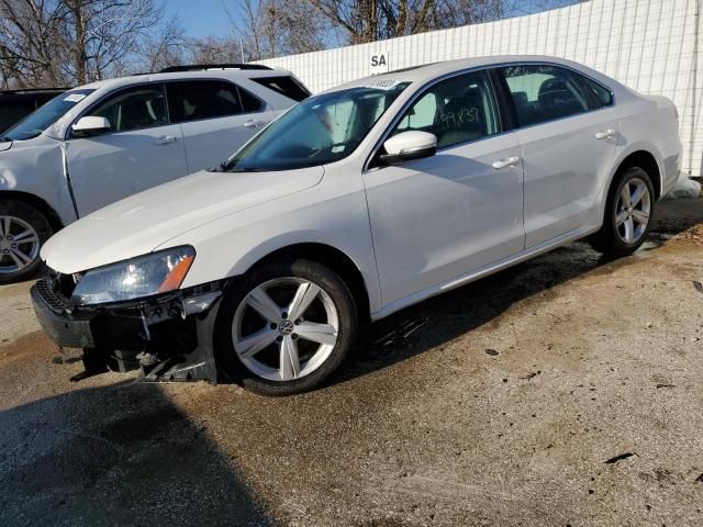 2013 Volkswagen Passat SE