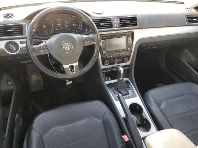 2013 Volkswagen Passat SE