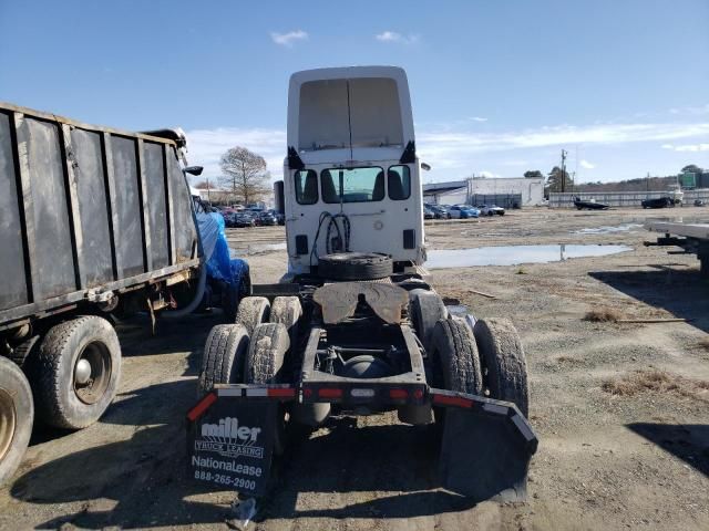 2022 Peterbilt 579