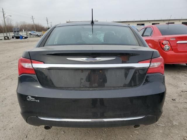 2013 Chrysler 200 Limited