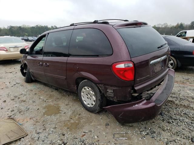 2004 Chrysler Town & Country LX