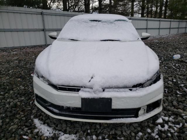 2016 Volkswagen Passat S