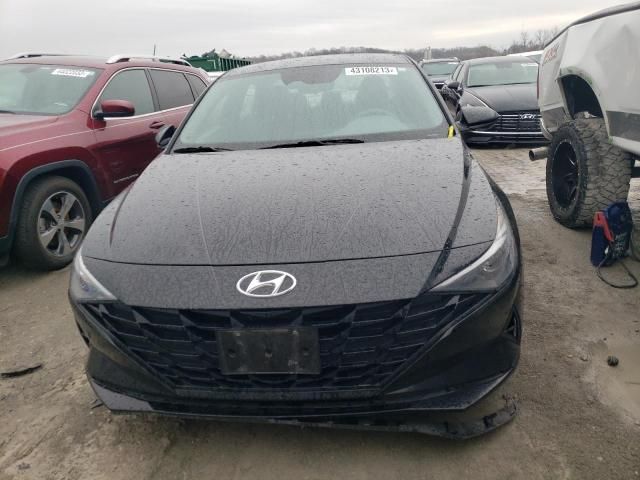 2021 Hyundai Elantra SE