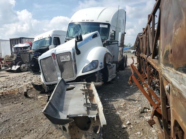 2015 Kenworth Construction T680