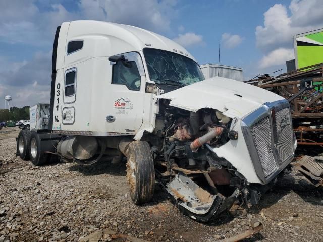 2015 Kenworth Construction T680