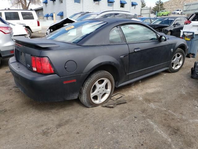 2004 Ford Mustang