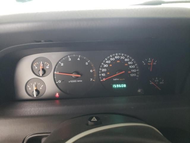 2000 Jeep Grand Cherokee Laredo