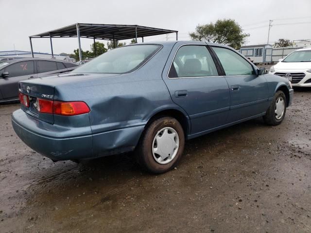 2000 Toyota Camry CE