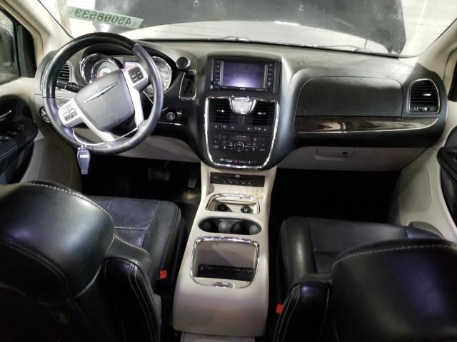 2015 Chrysler Town & Country Limited Platinum