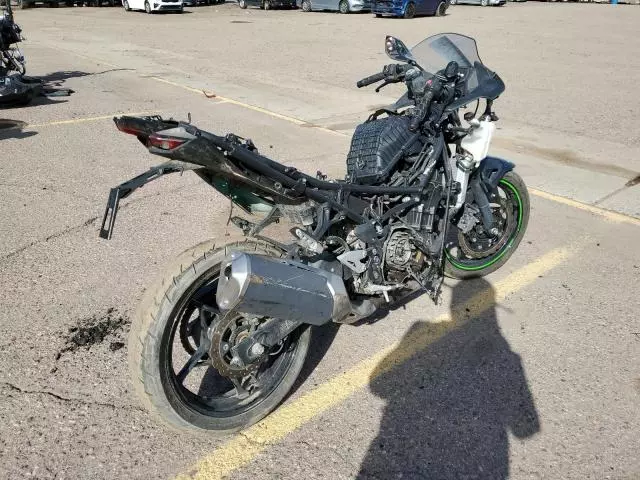 2020 Kawasaki EX400