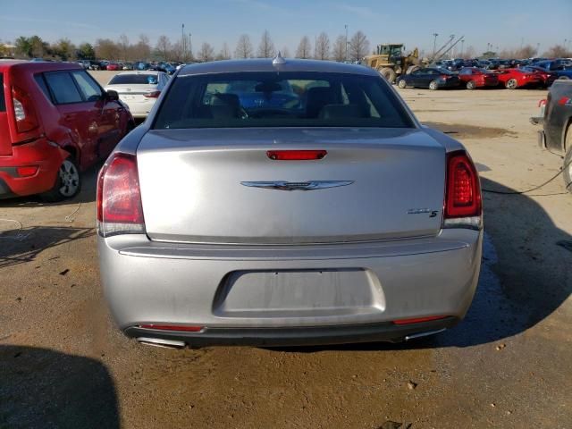 2018 Chrysler 300 S