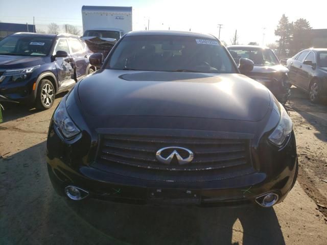 2016 Infiniti QX70