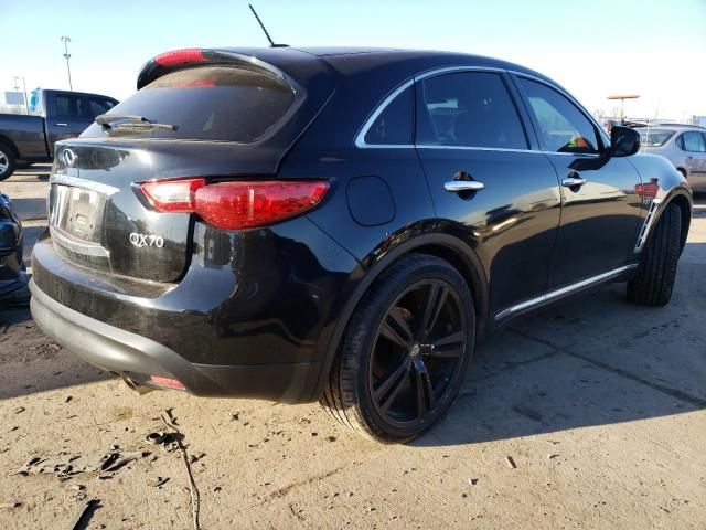 2016 Infiniti QX70