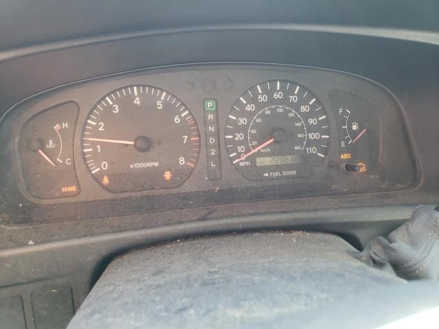 2000 Toyota Sienna LE