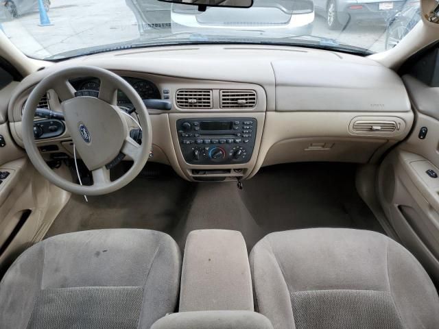 2005 Ford Taurus SE