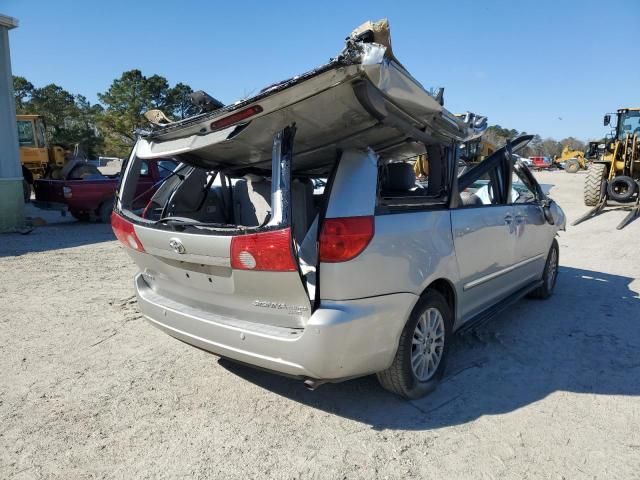 2007 Toyota Sienna XLE