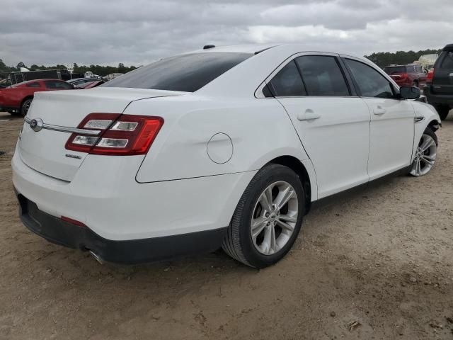 2017 Ford Taurus SE