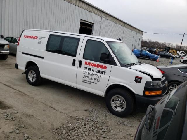 2022 Chevrolet Express G2500