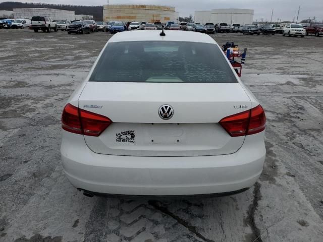 2014 Volkswagen Passat SE