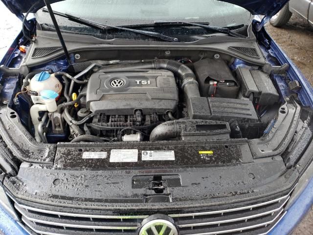 2016 Volkswagen Passat SE