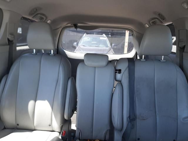 2013 Toyota Sienna XLE