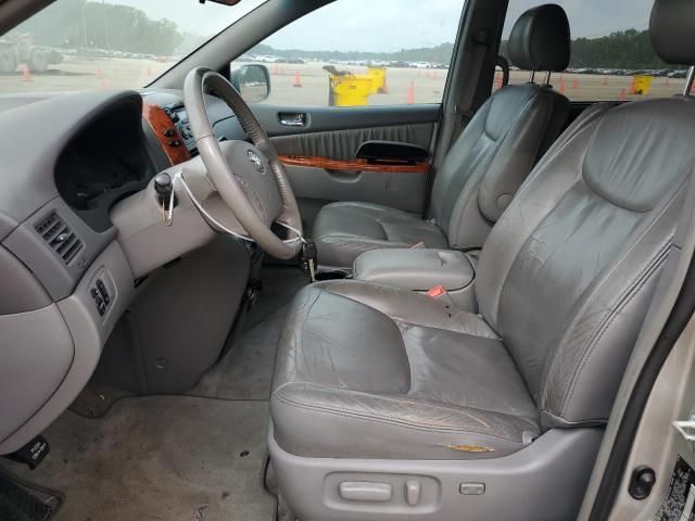 2006 Toyota Sienna XLE