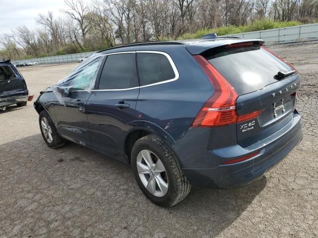 2022 Volvo XC60 B5 Momentum