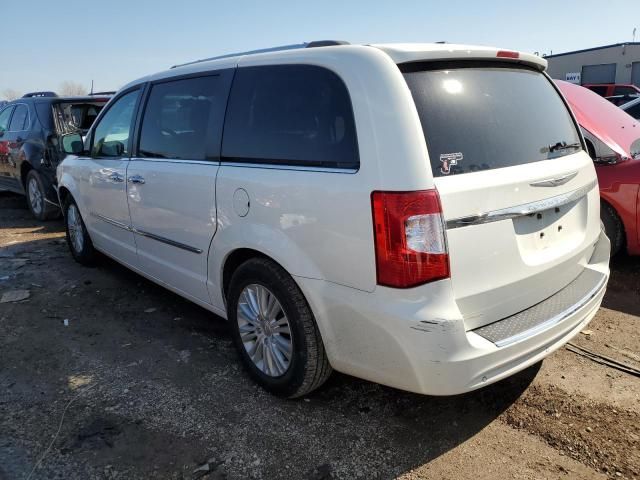 2013 Chrysler Town & Country Limited