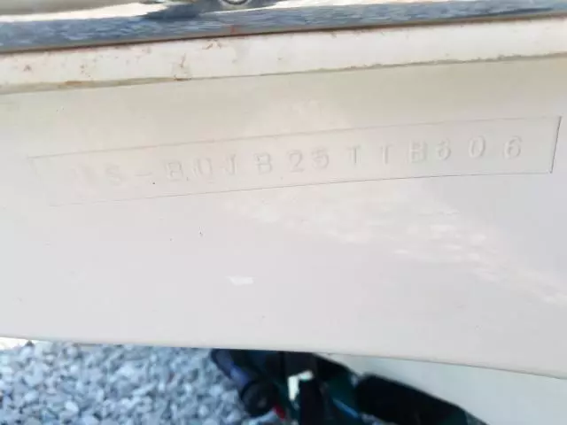 2006 Tahoe Q6 Boat