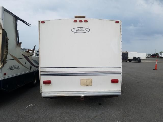 2000 Trail King Trailer