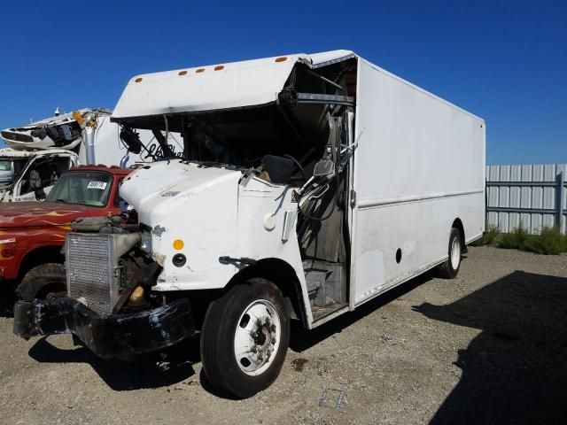 2004 Freightliner Chassis M Line WALK-IN Van