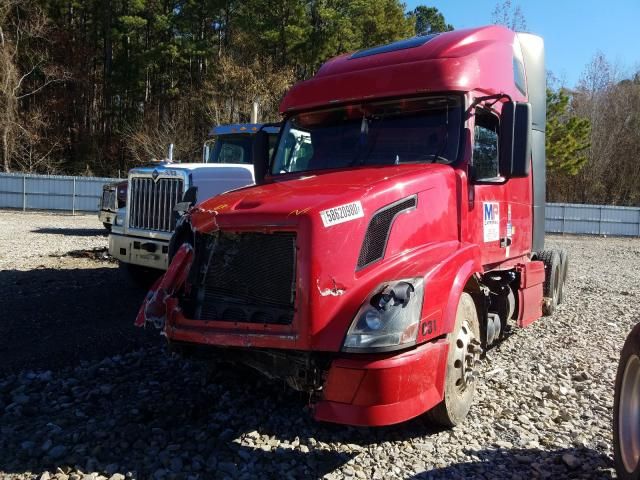 2013 Volvo VN VNL