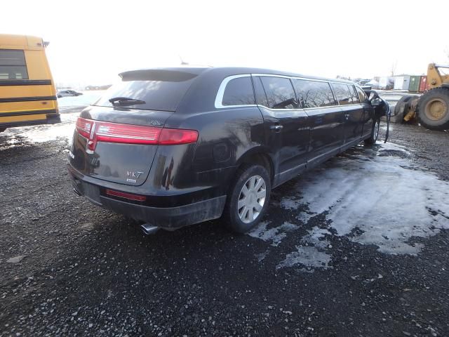 2015 Lincoln MKT