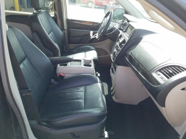 2012 Chrysler Town & Country Touring