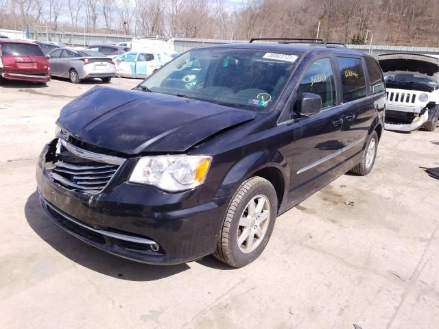 2012 Chrysler Town & Country Touring