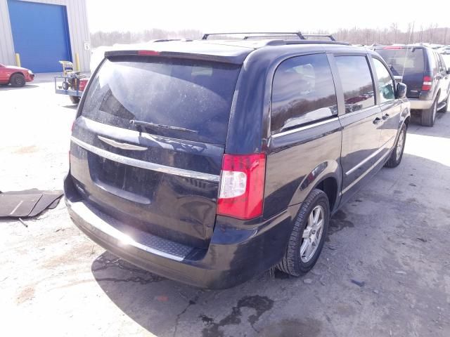 2012 Chrysler Town & Country Touring