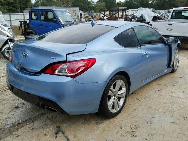 2012 Hyundai Genesis Coupe 2.0T