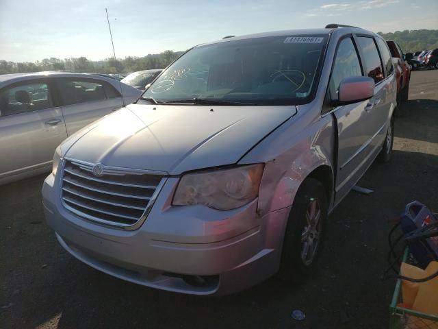 2010 Chrysler Town & Country Touring