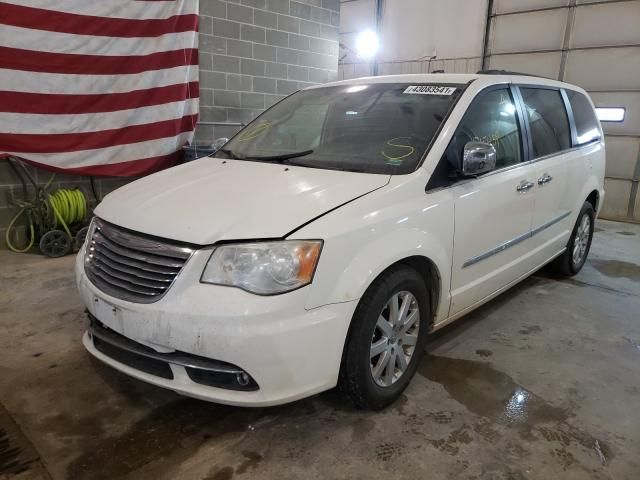 2011 Chrysler Town & Country Touring L