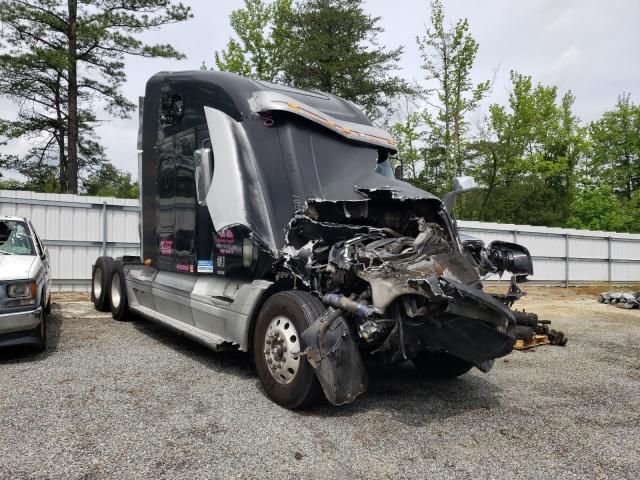 2003 Freightliner Conventional ST120